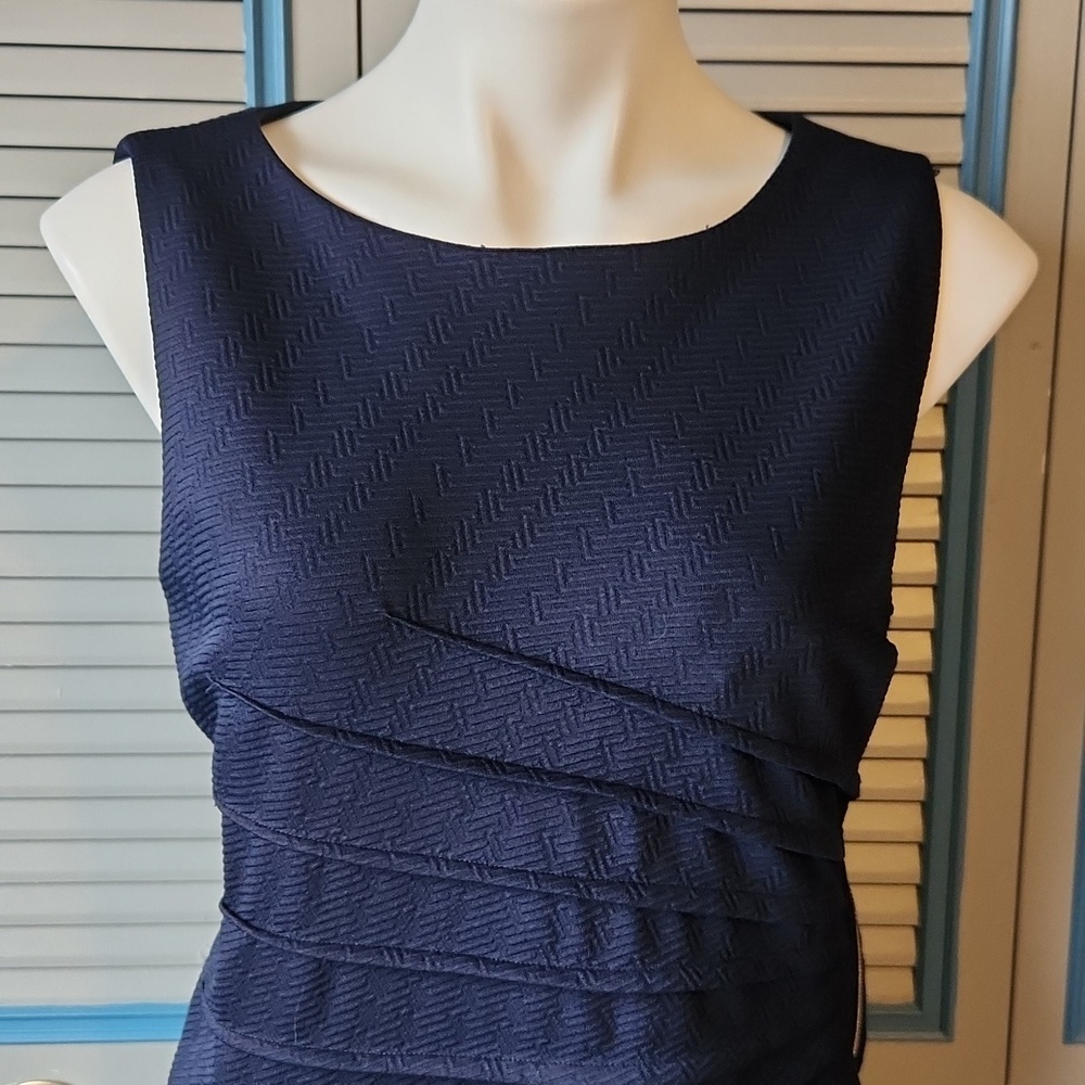 Carmen Marc Valvo Navy Dress - Picture 3 of 12